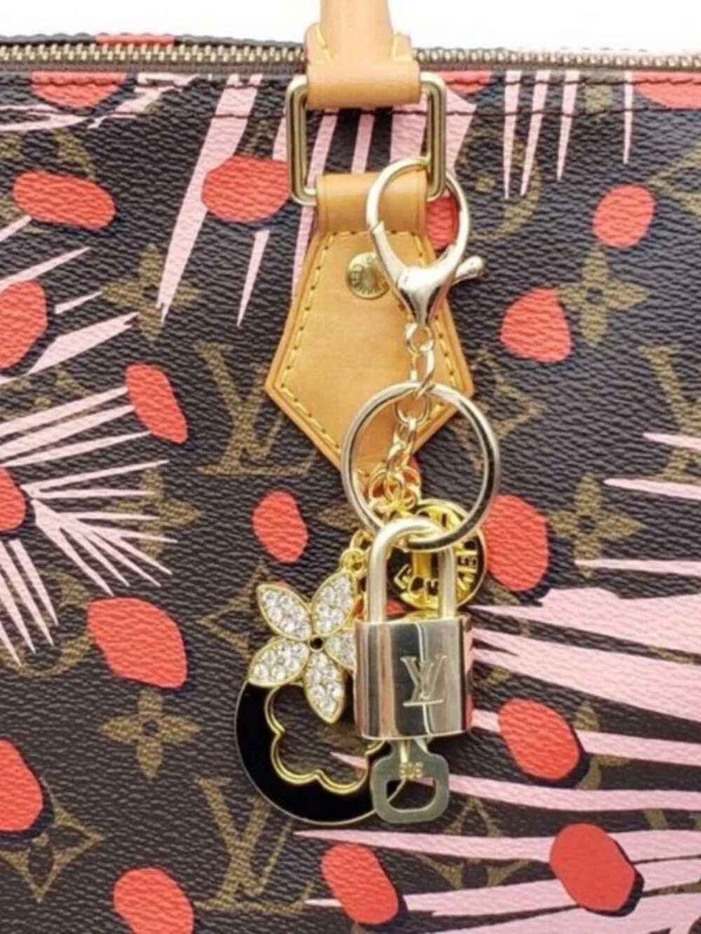 LV Gold Padlock & Key 🔒 Authentic Louis Vuitton Bag Unbranded Flower Charm